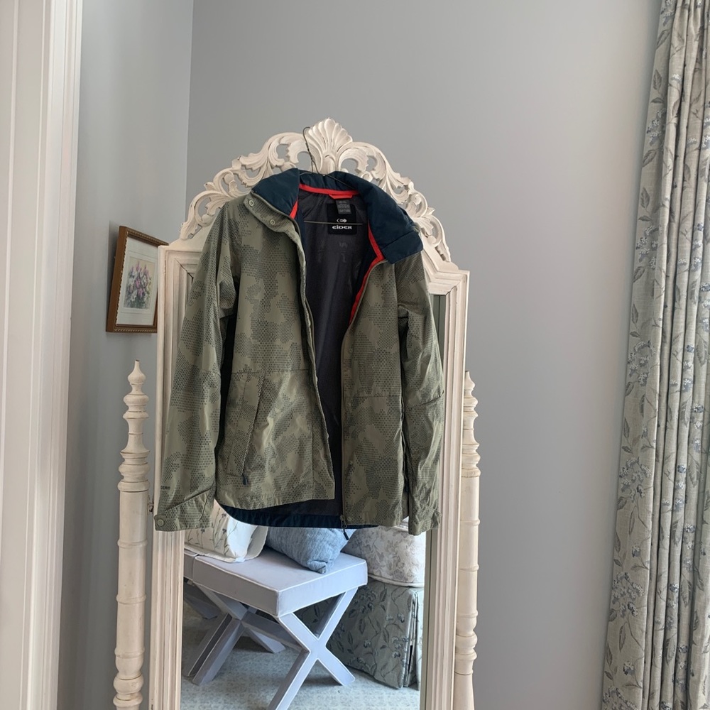 Eider Women’s Jacket in Green Size M